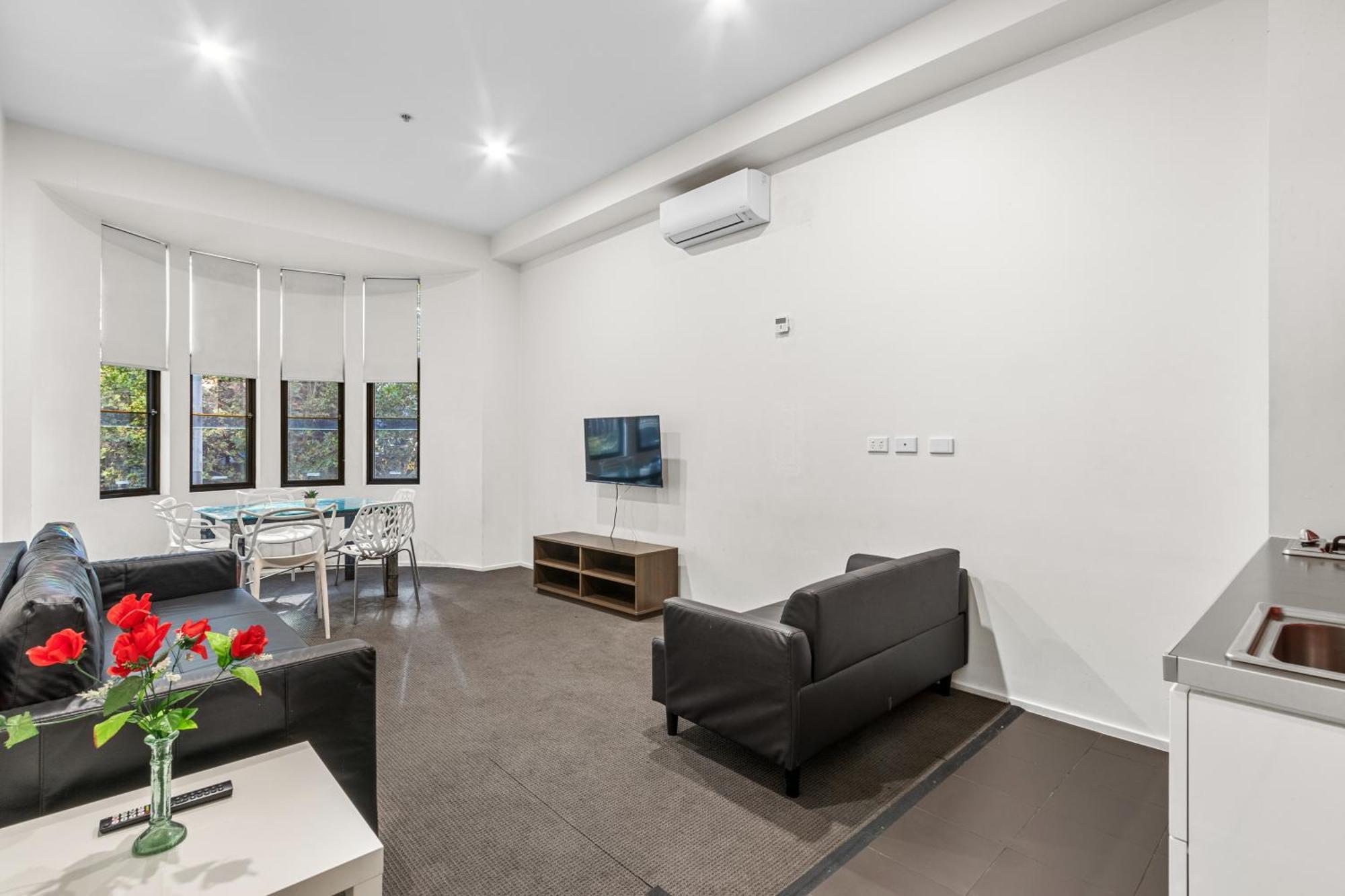 Comfort Apartments On Elizabeth — Photos 2